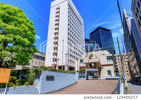 東京都千代田區神田神保町專脩大學神田校區1號大樓 129400257
