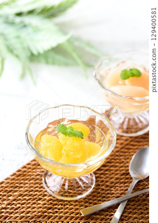 Fruit Jelly - Summer Mandarin and White Peach 129400581