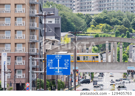 【南部線】途經府中街道的高架列車 129405763