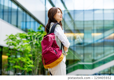 女大學生 129405932