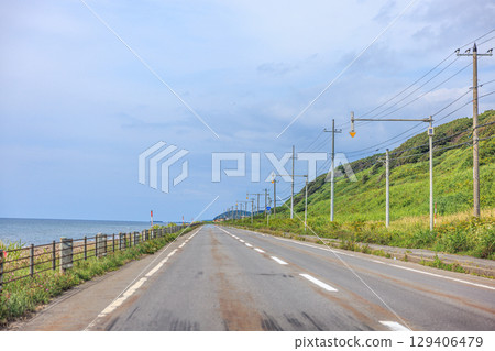 奧羅龍線陰雲密佈的夏日駕車之旅 奧羅龍線陰雲密佈的夏日駕車之旅 129406479