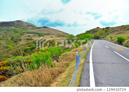 中部地區,伊豆半島,深受汽車愛好者喜愛的山路西伊豆天際線,靜岡縣伊豆市土肥(2) 中部地區,伊豆半島,深受汽車愛好者喜愛的山路西伊豆天際線,靜岡縣伊豆市土肥(2) 129410724