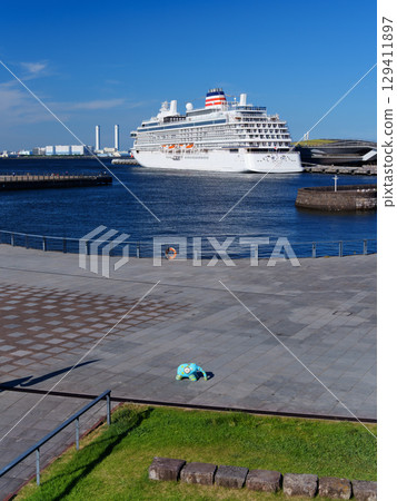 Yokohama Port Osanbashi where luxury cruise ships berth Yokohama Port Osanbashi where luxury cruise ships berth 129411897