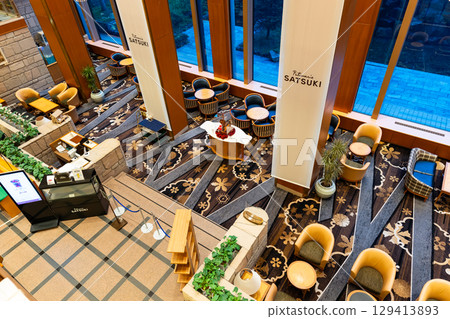 View of the garden lounge at Patisserie Satsuki at Naspa New Otani Hotel, Yuzawa Town, Minamiuonuma District, Niigata Prefecture 129413893