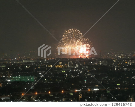 (Nerima, Tokyo) Itabashi and Toda fireworks light up the summer night sky (Nerima, Tokyo) Itabashi and Toda fireworks light up the summer night sky 129416748