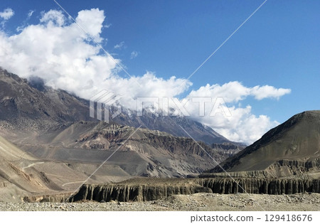 Mountains in the Nepal, Mustang district. 129418676