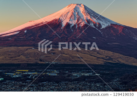 Mt. Fuji in the morning sun seen from Mt. 129419030