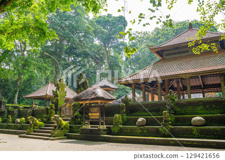 峇裡島烏布猴林中的普拉達萊姆阿貢寺 129421656
