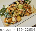 Homemade tempura platter, my wife's home-cooked meals, dinner at home, happy family Title change 129422634
