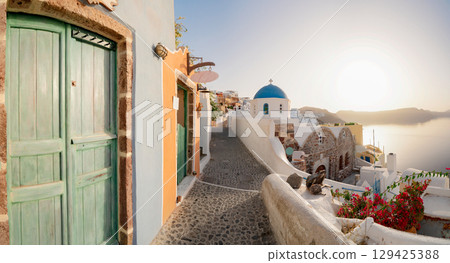 Oia, traditional greek village 129425388