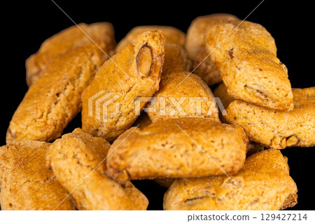 spanish cookies with nuts 129427214