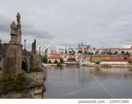 Prague Castle over Charles Bridge Prague Castle over Charles Bridge 129431908