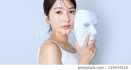 帶面具的女人美女形象 129434510