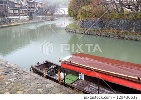 Hachimanbori sightseeing boat tour (Omihachiman City, Shiga Prefecture) Hachimanbori sightseeing boat tour (Omihachiman City, Shiga Prefecture) 129436632
