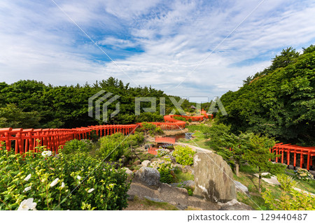 青森縣津輕市高山稻荷神社的千鳥居 青森縣津輕市高山稻荷神社的千鳥居 129440487