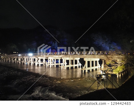 京都嵐山花燈樓渡月橋點燈⑦ 京都嵐山花燈樓渡月橋點燈⑦ 129442483