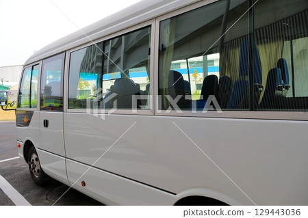 Microbus image Microbus image 129443036