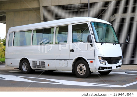 Microbus image Microbus image 129443044