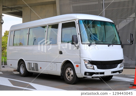 微型客車圖片 129443045