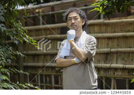 Gardener Gardener 129443859