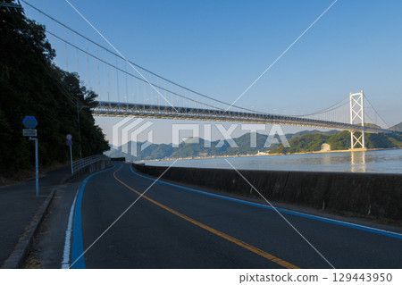 島波海道上從2級輕便摩托車上看到的風景 島波海道上從2級輕便摩托車上看到的風景 129443950