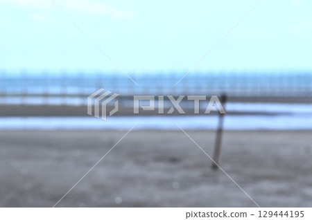Shallow beach at low tide 129444195