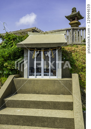 Uradome Coast, Tagominato Shrine and Stone Lighthouse, Iwami Town, Tottori Prefecture 129444639