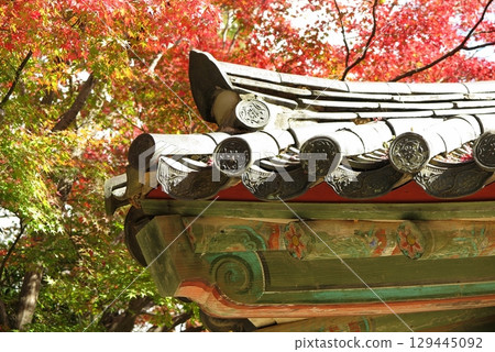 Bulguksa Temple (Gyeongju, South Korea), a designated World Heritage Site: A corner of the temple grounds decorated with maples Bulguksa Temple (Gyeongju, South Korea), a designated World Heritage Site: A corner of the temple grounds decorated with maples 129445092