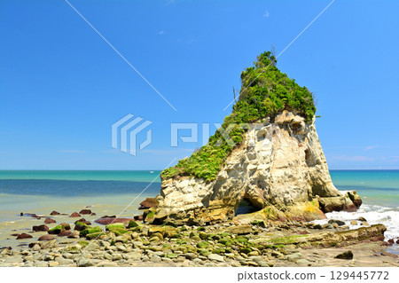 Meotoiwa Rocks, Boso, Chiba Meotoiwa Rocks, Boso, Chiba 129445772