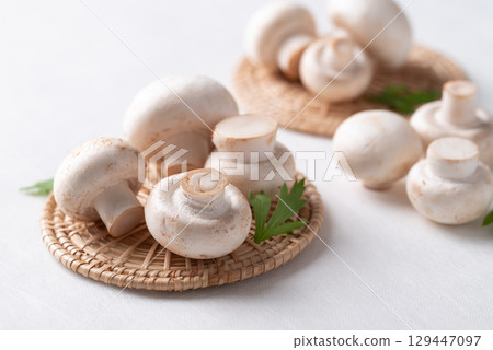White Button mushroom or Champignon mushroom (Agaricus bisporus), Food ingredient White Button mushroom or Champignon mushroom (Agaricus bisporus), Food ingredient 129447097