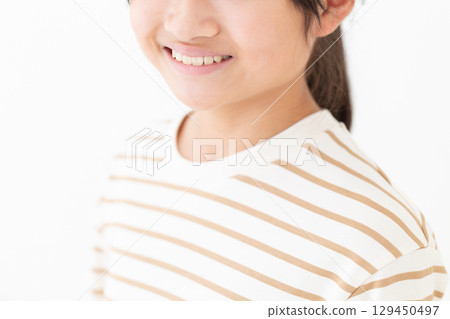 微笑的國中女孩 微笑的國中女孩 129450497