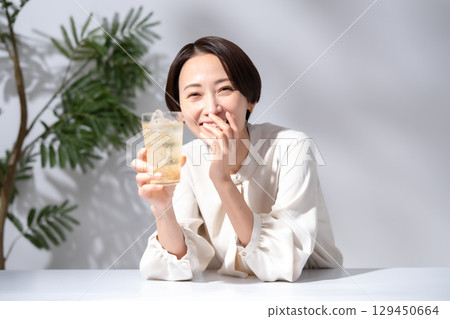 Highball Chuhai 女子 129450664