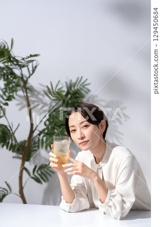 Highball Chuhai Women Highball Chuhai Women 129450684