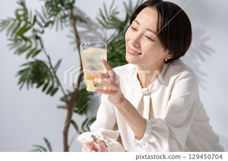 Highball Chuhai 女子 129450704