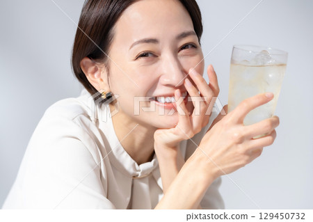 Highball Chuhai 女子 129450732