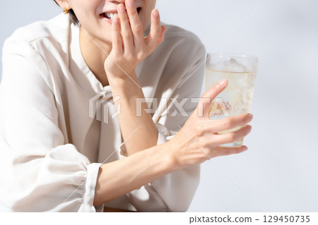 Highball Chuhai 女人手 129450735