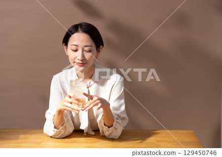 Highball Chuhai 女子 129450746