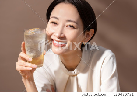 Highball Chuhai 女子 129450751