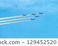 [Osaka] Blue Impulse celebrates Expo 2025. The blue and white aircraft was cool and performed an amazing acrobatic flight. 129452520