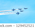 [Osaka] Blue Impulse celebrates Expo 2025. The blue and white aircraft was cool and performed an amazing acrobatic flight. 129452521