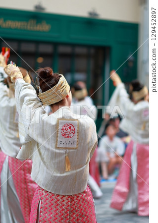 夜來町在帶屋町跳舞 129452897