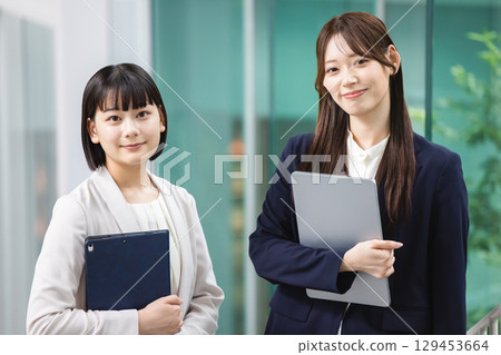 Business woman 129453664