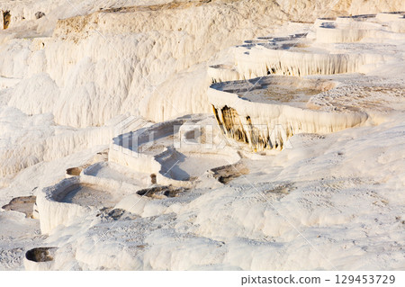Natural travertine pools and terraces in Pamukkale Natural travertine pools and terraces in Pamukkale 129453729