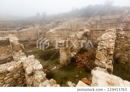 Ruined dwelling houses in ancient city of Sagalassos, Turkey Ruined dwelling houses in ancient city of Sagalassos, Turkey 129453763