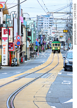 Enoden train 129453888