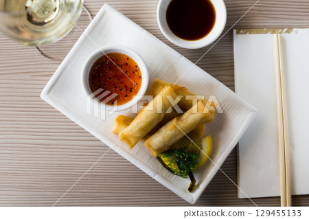 japanise harumaki with vegetables in the restaurant japanise harumaki with vegetables in the restaurant 129455133
