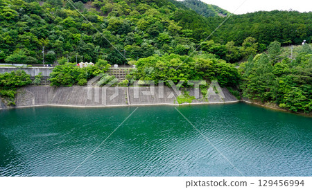 福岡縣春谷區篠栗町鳴淵水壩 129456994