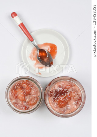 Homemade strawberry jam 129458355