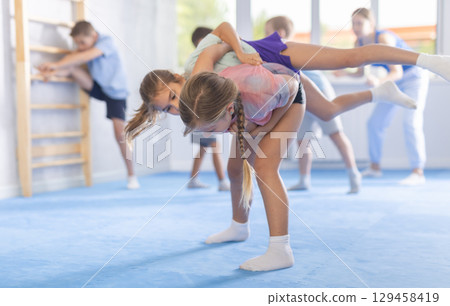 Young jiu jitsu students 129458419