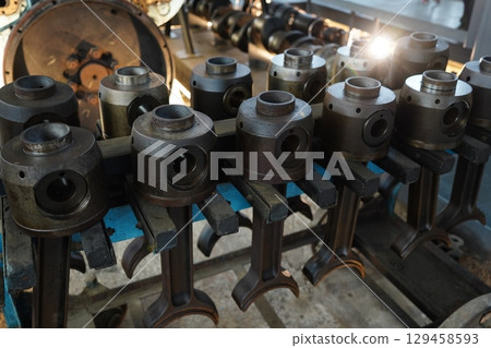 piston 129458593